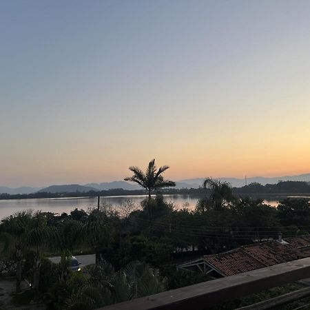 普腊亚罗萨Ibiraquera Life别墅 外观 照片